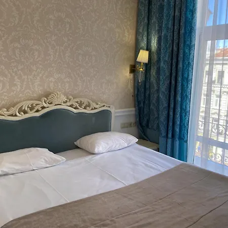 Royal Grand
