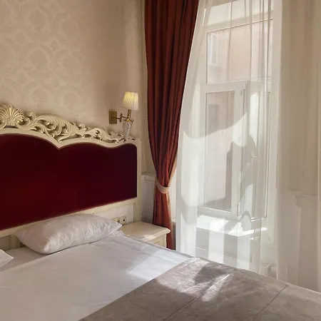 Royal Grand 3* Kiev