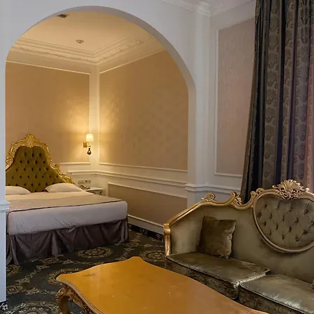 Hotel Royal Grand Kyiv