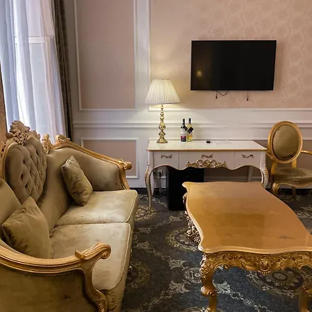 Royal Grand