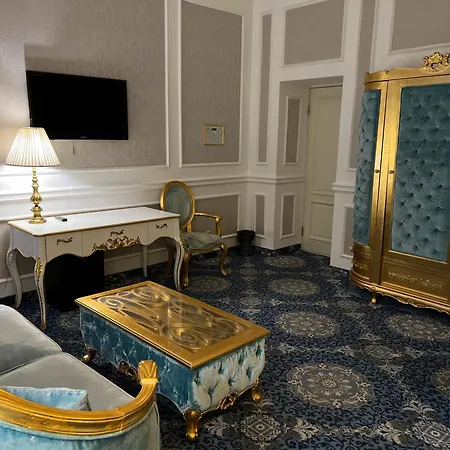 Royal Grand