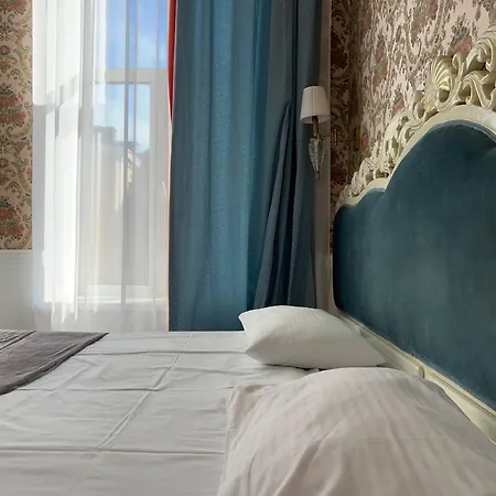 Royal Grand 3*