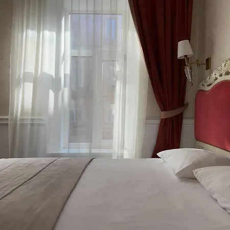 Hotel Royal Grand