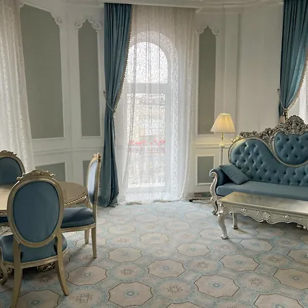 Hotel Royal Grand